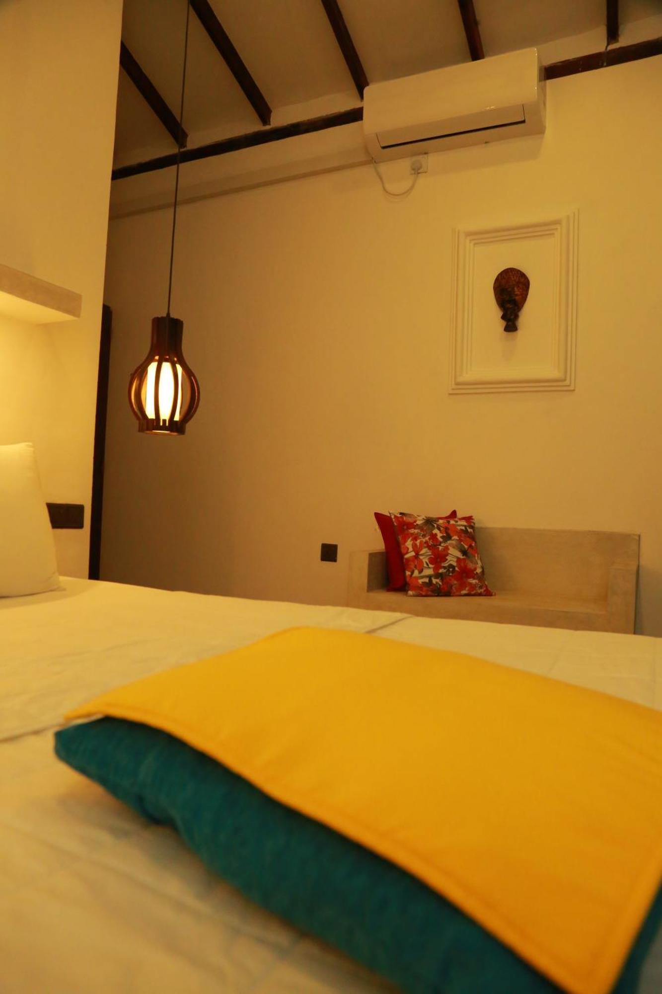 Midigama Holiday Inn Esterno foto