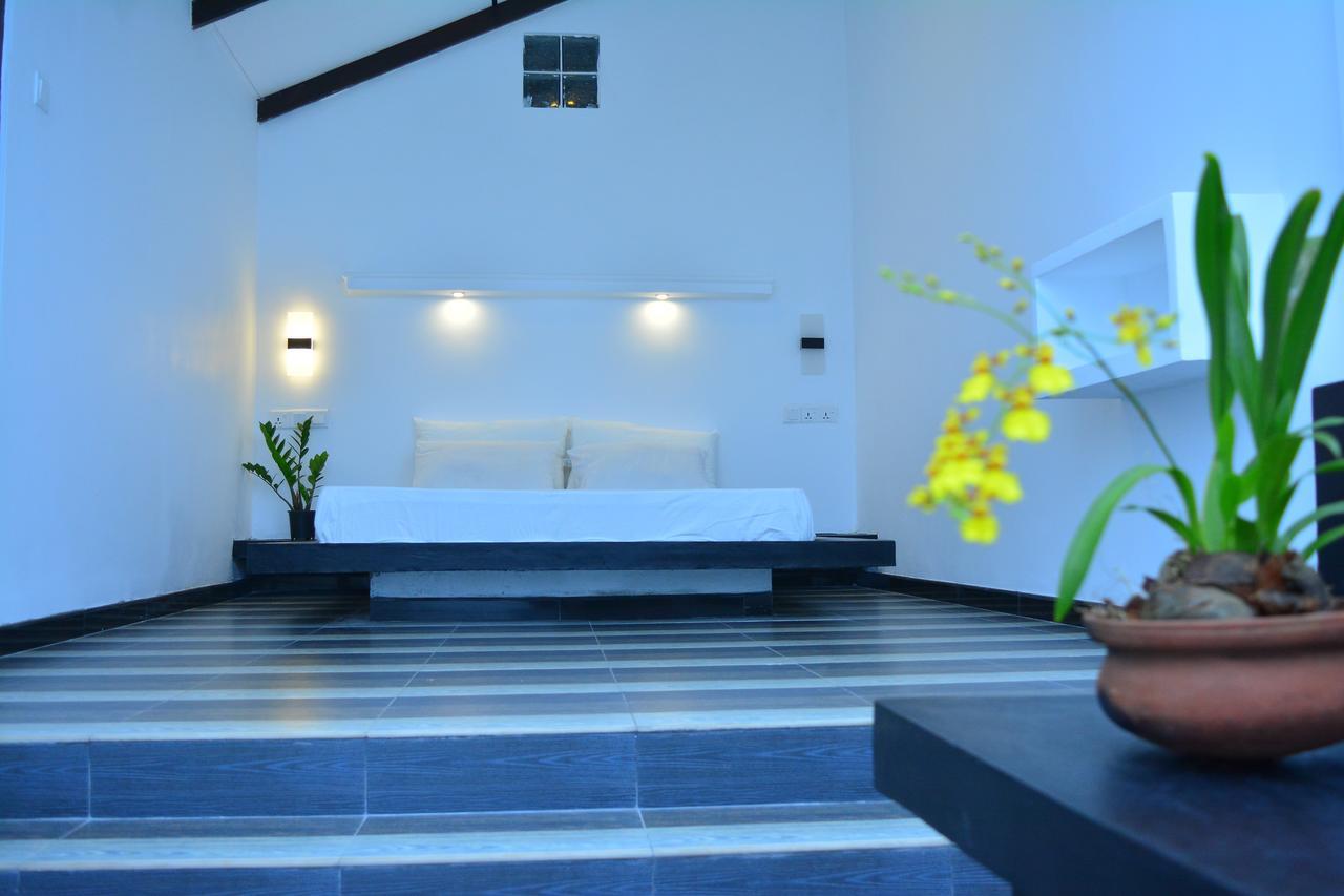 Midigama Holiday Inn Esterno foto