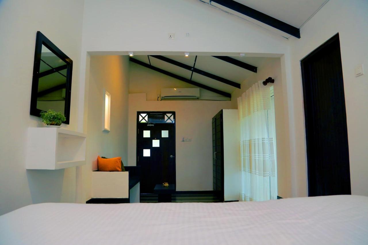 Midigama Holiday Inn Esterno foto